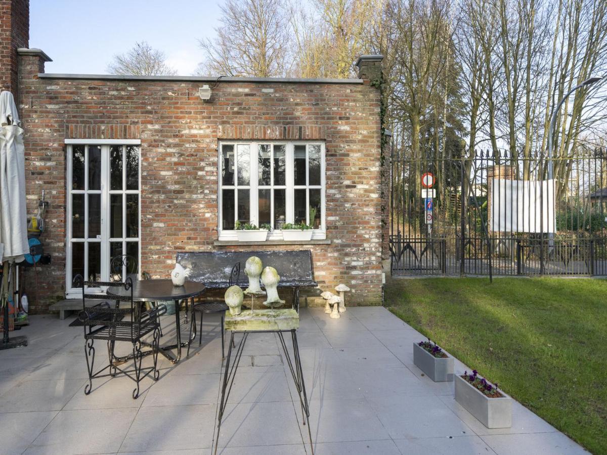 Apartment In Kruibeke At Wissekerke Castle Exterior photo